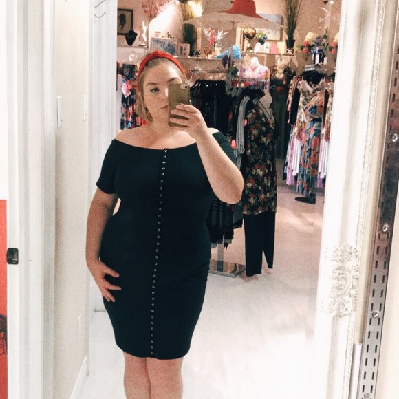 Meet your Posher, Jessica - Picture 2 of 8